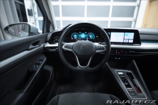 Volkswagen Golf 1,5 eTSI DSG KAMERA VÝHŘE 2023
