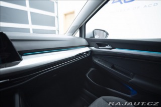 Volkswagen Golf 1,5 eTSI DSG KAMERA VÝHŘE 2023