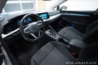 Volkswagen Golf 1,5 eTSI DSG KAMERA VÝHŘE 2023