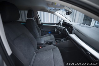 Volkswagen Golf 1,5 eTSI DSG KAMERA VÝHŘE 2023