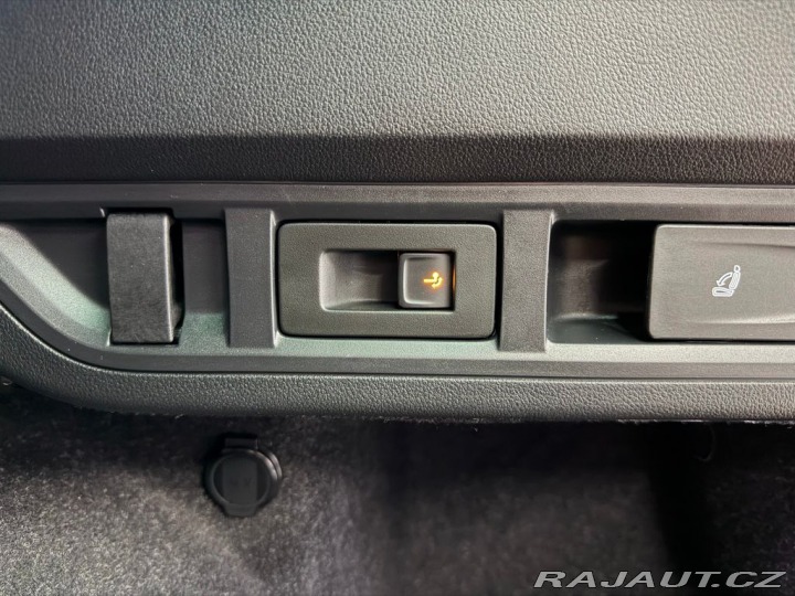 Škoda Octavia 2.0 TSI RS CHALLENGE PLUS 2023