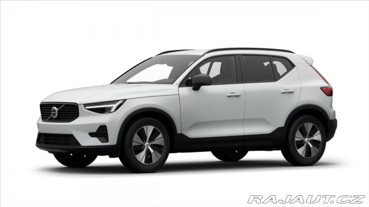 Volvo XC40 2,0 B3 Plus 2026