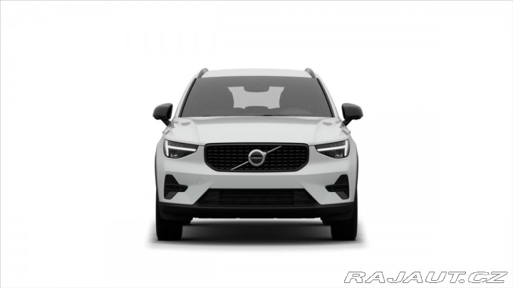 Volvo XC40 2,0 B3 Plus 2026