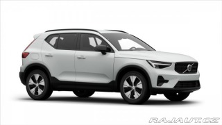 Volvo XC40 2,0 B3 Plus 2026