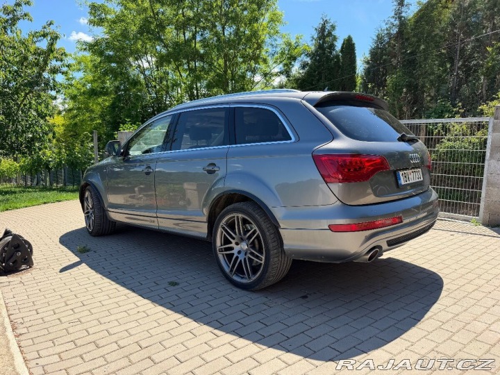 Audi Q7 4,2   V8 TDI 250kw model 2012