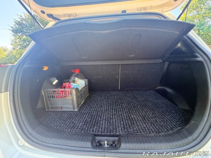 Hyundai ix20 1,6 91 kW, benzín, manu 2012