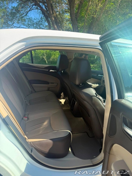 Lancia Thema 3,0 V6 CRD, 176 kW, 201 2012