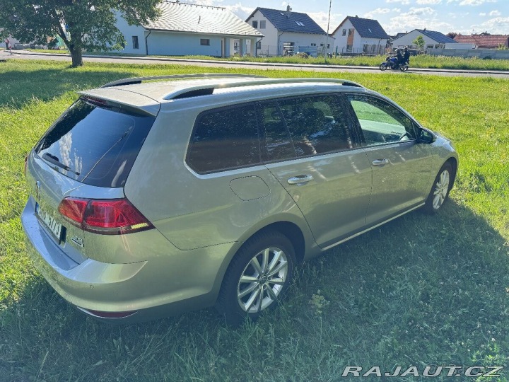 Volkswagen Golf 1,2 VII Variant TSI 2015