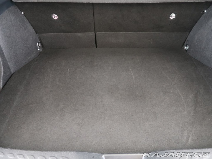 Toyota C-HR 1.8Hybrid,1Maj,ComfortBus 2022