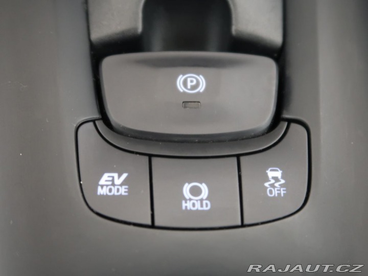 Toyota C-HR 1.8Hybrid,1Maj,ComfortBus 2022