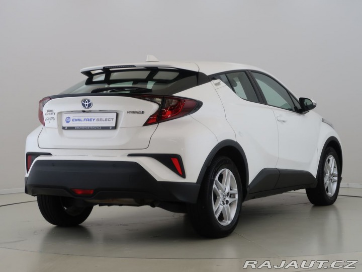 Toyota C-HR 1.8Hybrid,1Maj,ComfortBus 2022