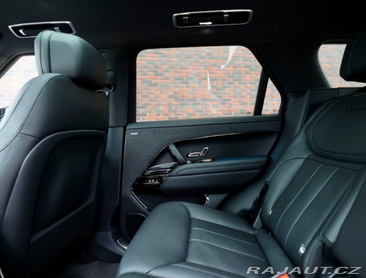 Land Rover Range Rover Sport P460e 3.0 V6 ehybrid 338 2025