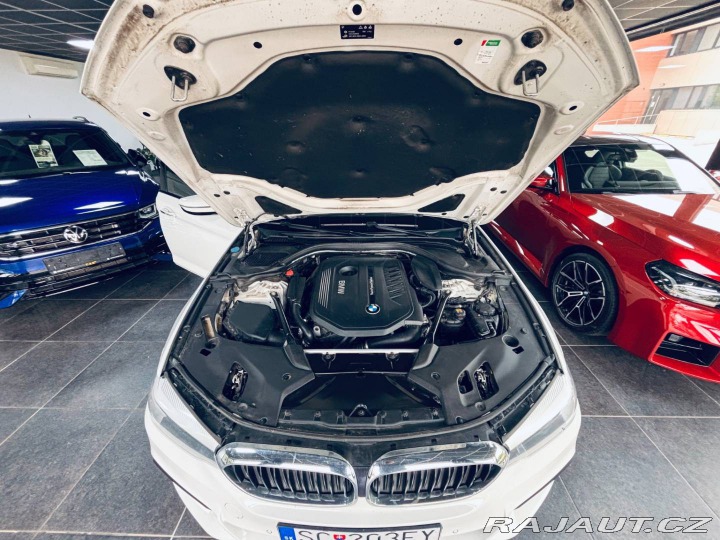 BMW 5 540i A/T 2017