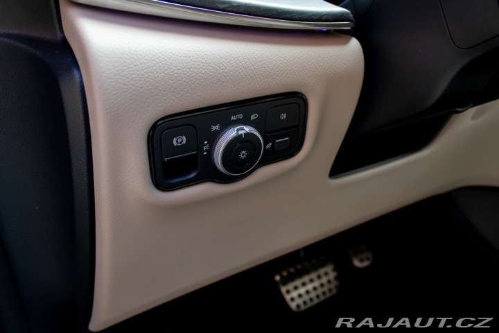 Mercedes-Benz V V300 AMG EXCLUSIVE A/T / 2025
