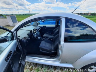 Volkswagen New Beetle Sport Line 2010
