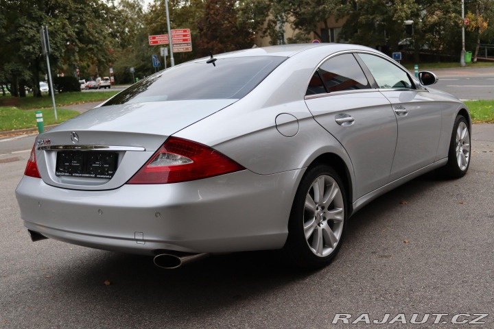 Mercedes-Benz CLS Mercedes-Benz CLS 500 V8 2005