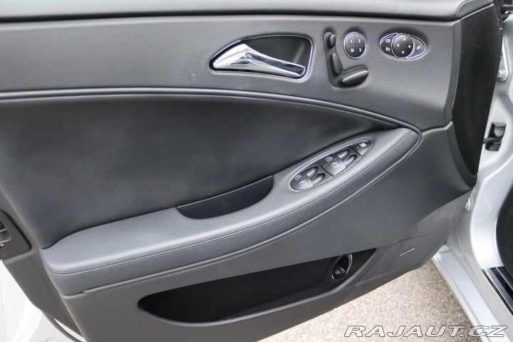 Mercedes-Benz CLS Mercedes-Benz CLS 500 V8 2005