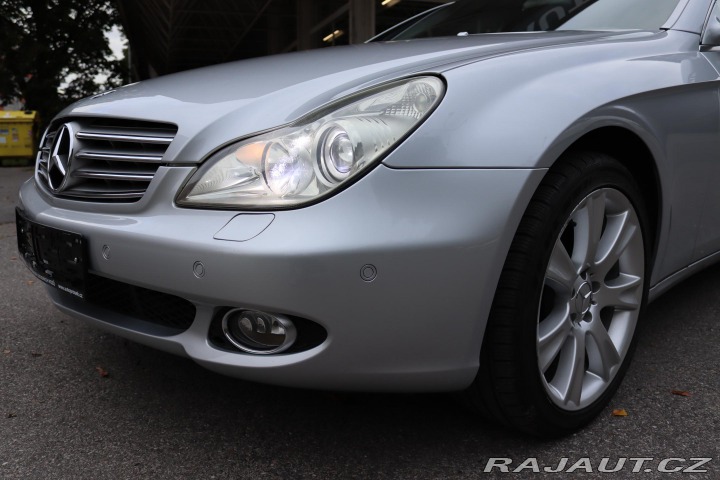 Mercedes-Benz CLS Mercedes-Benz CLS 500 V8 2005