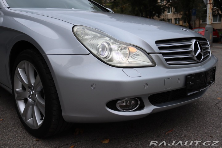 Mercedes-Benz CLS Mercedes-Benz CLS 500 V8 2005