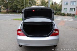 Mercedes-Benz CLS Mercedes-Benz CLS 500 V8 2005
