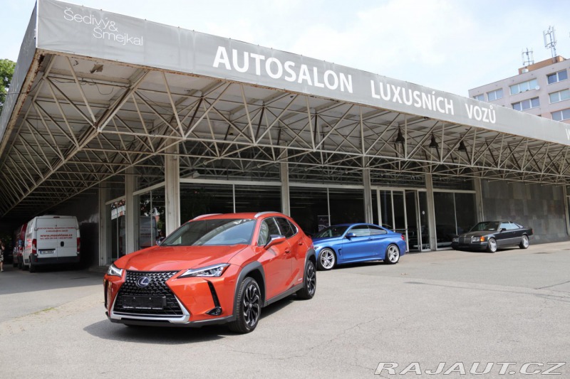 Lexus Ostatní modely UX 250h Lexus UX 250h Hybrid (135