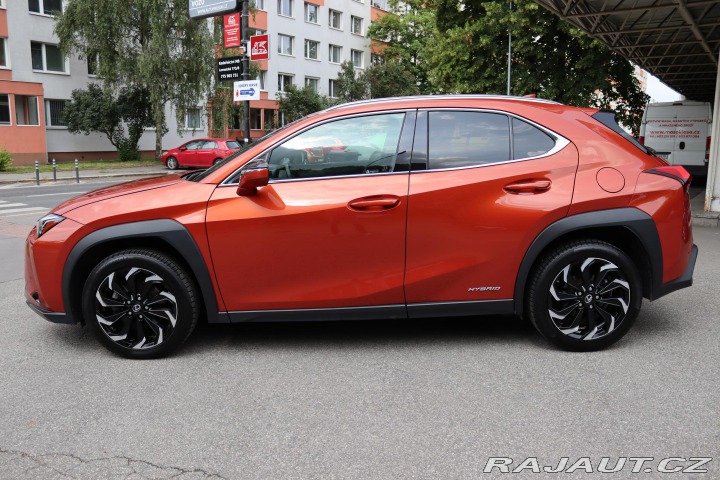Lexus Ostatní modely UX 250h Lexus UX 250h Hybrid (135 2021