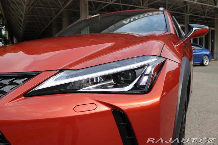 Lexus Ostatní modely UX 250h Lexus UX 250h Hybrid (135 2021
