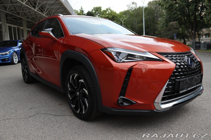 Lexus Ostatní modely UX 250h Lexus UX 250h Hybrid (135 2021