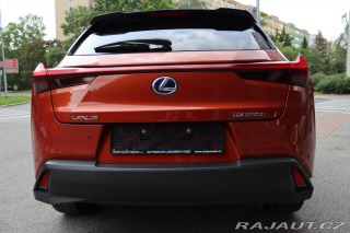 Lexus Ostatní modely UX 250h Lexus UX 250h Hybrid (135 2021