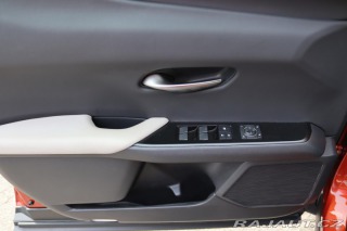 Lexus Ostatní modely UX 250h Lexus UX 250h Hybrid (135 2021