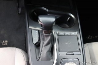 Lexus Ostatní modely UX 250h Lexus UX 250h Hybrid (135 2021