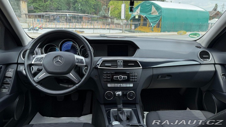 Mercedes-Benz C C220CDi 125kW *Xenon*Navi 2013