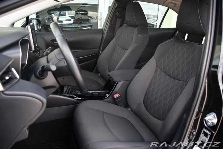 Toyota Corolla 1.5VVT-i 1M 2xKOLA 2023