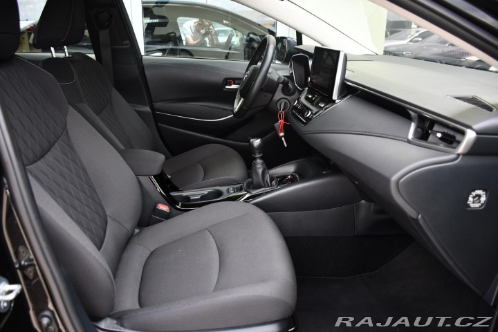 Toyota Corolla 1.5VVT-i 1M 2xKOLA 2023
