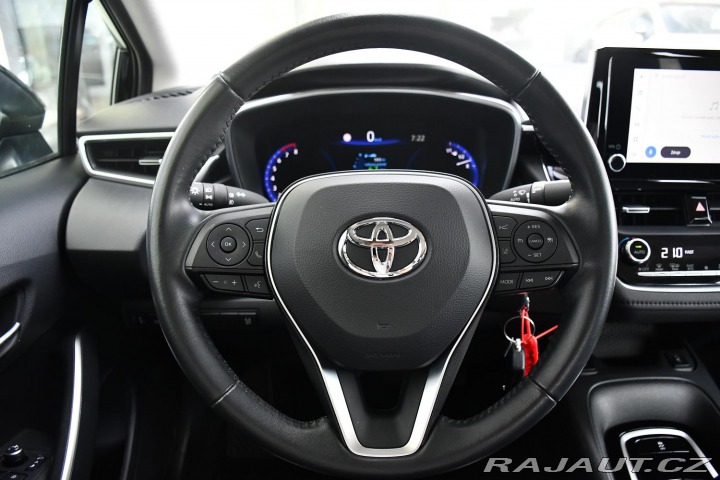 Toyota Corolla 1.5VVT-i 1M 2xKOLA 2023