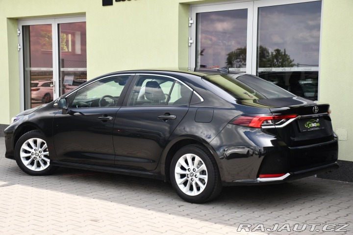 Toyota Corolla 1.5VVT-i 1M 2xKOLA 2023