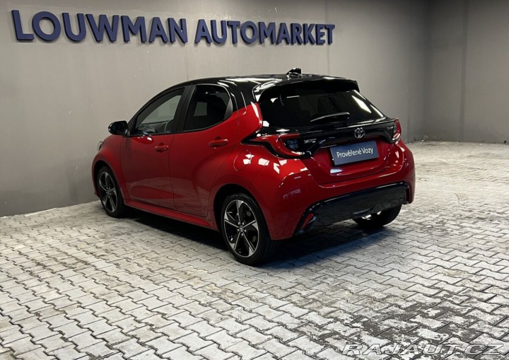Toyota Yaris 1.5 Hybrid AT EXECUTIVE V 2025