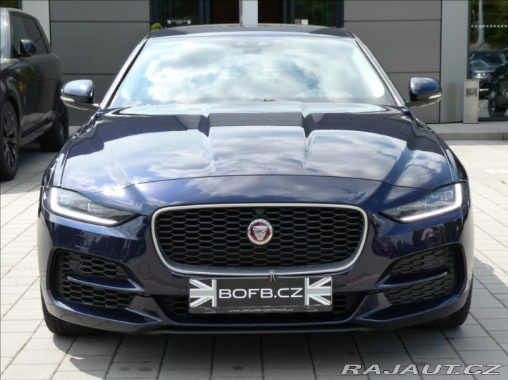 Jaguar XE 2,0 P300 SE, 1.Maj ČR, AW 2019