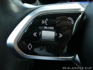 Jaguar XE 2,0 P300 SE, 1.Maj ČR, AW 2019