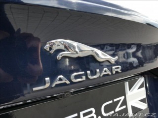 Jaguar XE 2,0 P300 SE, 1.Maj ČR, AW 2019