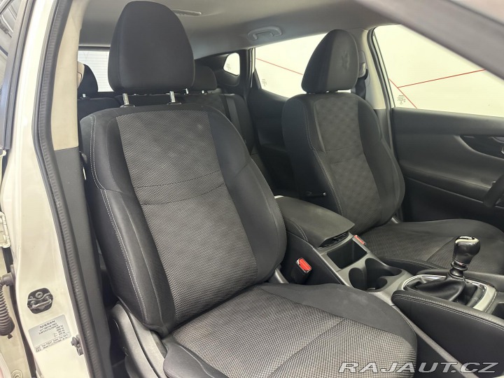 Nissan Qashqai 1.2 85kw*1. MAJ*CZ*NAVI*T 2016