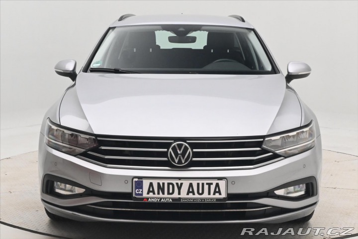 Volkswagen Passat 2,0 TDI 110 kW DSG Busine 2022