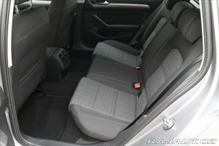 Volkswagen Passat 2,0 TDI 110 kW DSG Busine 2022