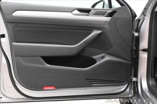 Volkswagen Passat 2,0 TDI 110 kW DSG Busine 2022