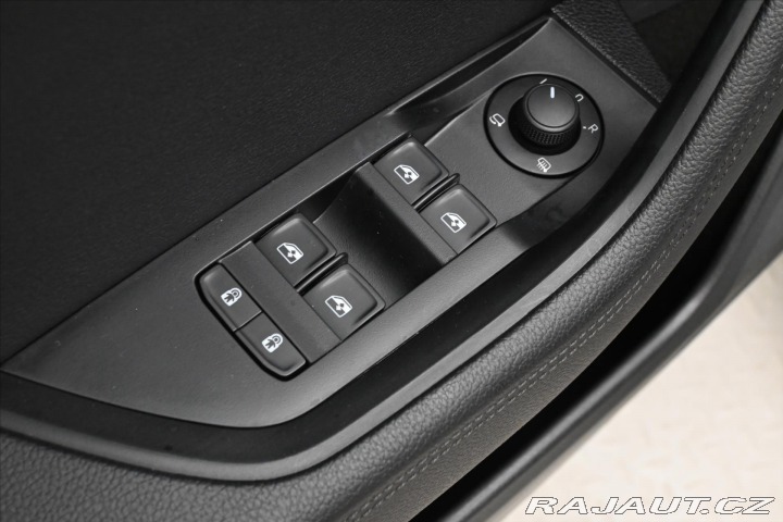 Škoda Superb 2,0 TDI 110kW DSG Style Z 2022