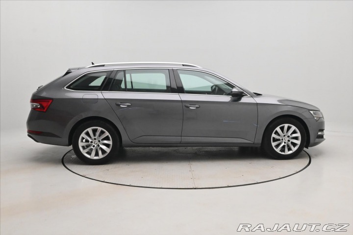 Škoda Superb 2,0 TDI 110kW DSG Style Z 2022