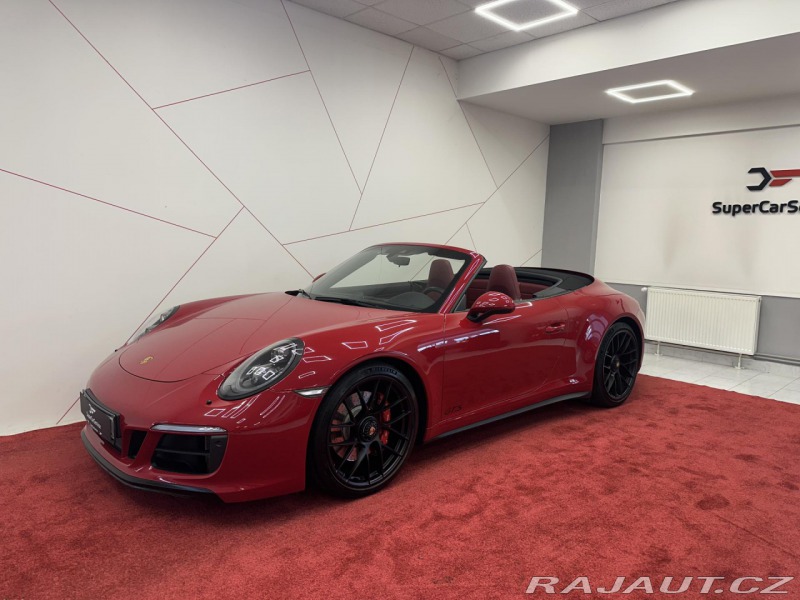 Porsche 911 4GTS*DPH*CHRONO*CENT. MAT