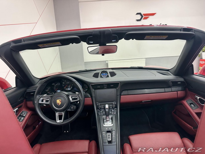 Porsche 911 4GTS*DPH*CHRONO*CENT. MAT 2018