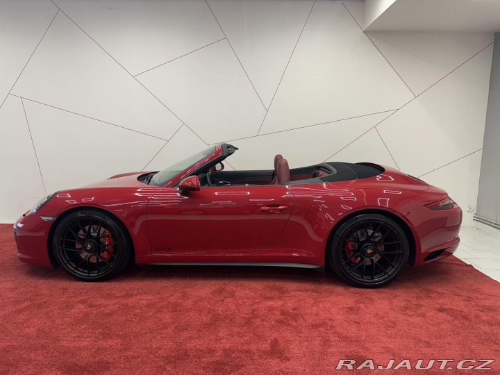 Porsche 911 4GTS*DPH*CHRONO*CENT. MAT 2018