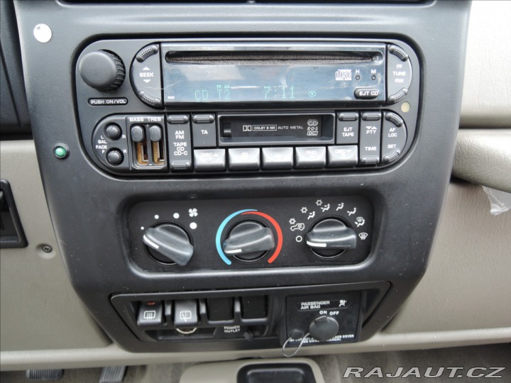 Jeep Wrangler 4,0 i 4x4 Sahara Klima We 2003